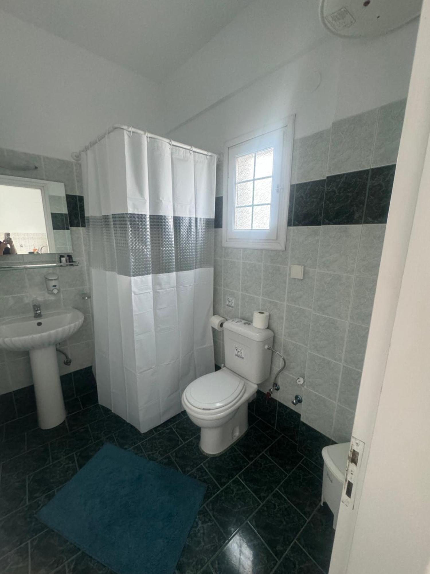 Villa Tania R Фиростефани Екстериор снимка